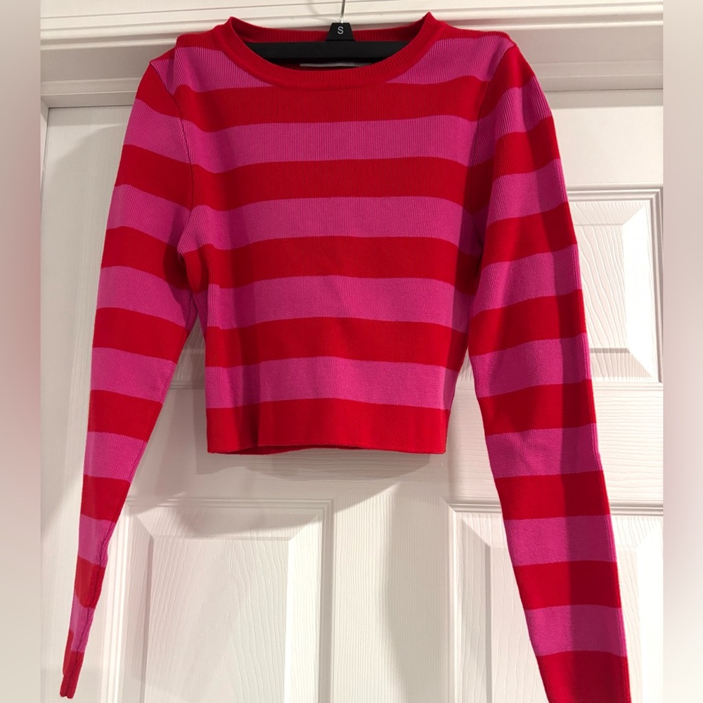 Zara Vibrant Red and Pink Knit Top